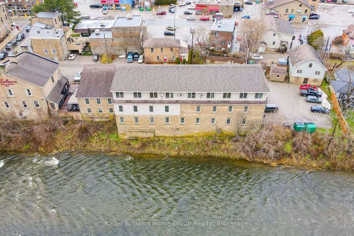 Property Photo:  160 St David Street S 2D  ON N1M 2L4 