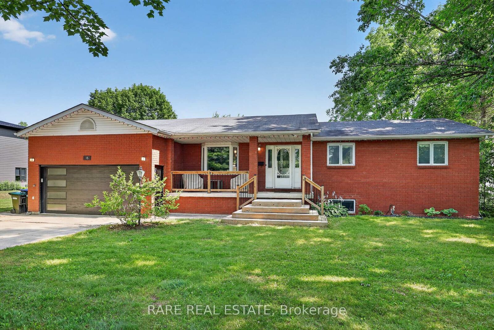 Property Photo: 15 Switzer Street ON L0M 1N0