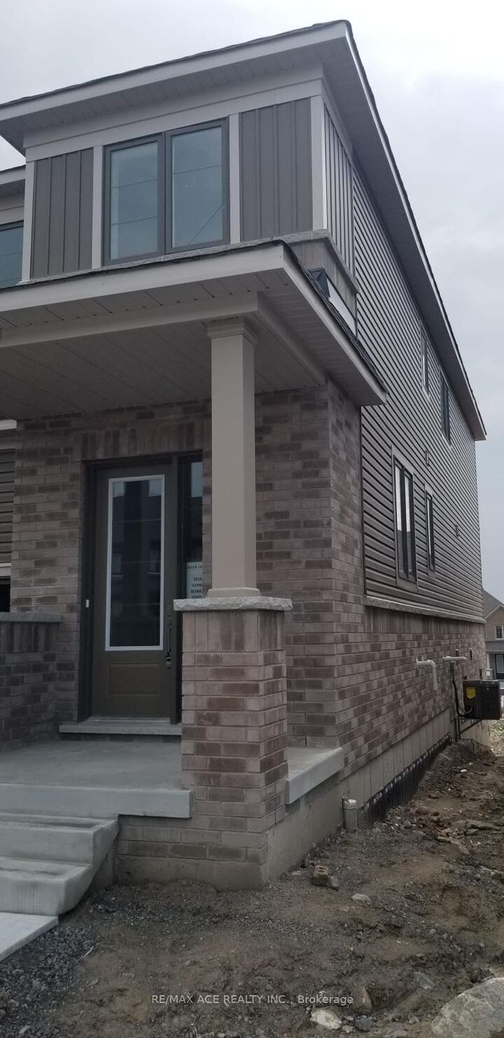 Property Photo:  2026 Verne Bowen Street  ON L1L 0S3 