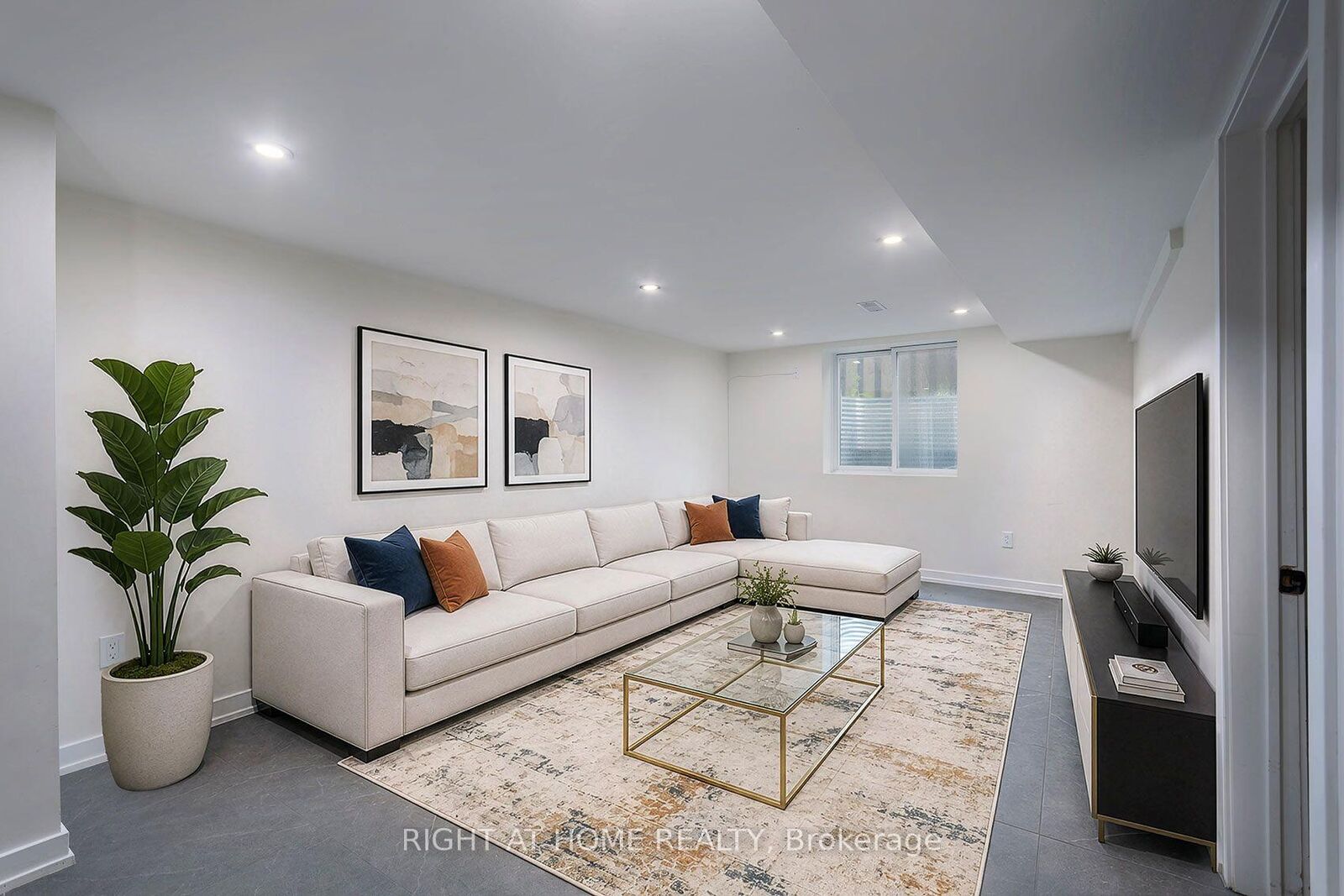 Property Photo:  511 Woodcrest Avenue #Basement  ON L1J 2T7 