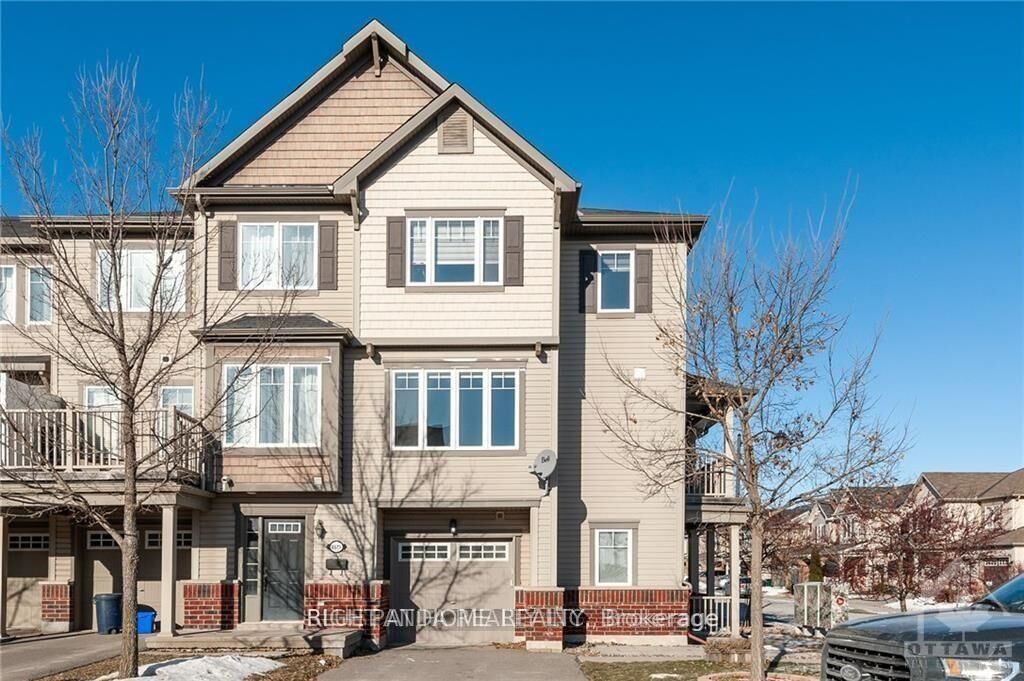 Property Photo:  1626 Haydon Circle  ON K2J 0K6 
