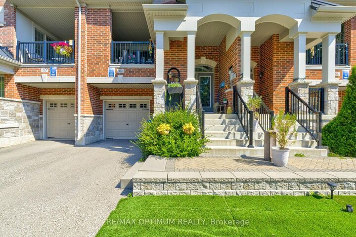 Property Photo:  82 Oakmore Lane  ON L6Y 6H5 