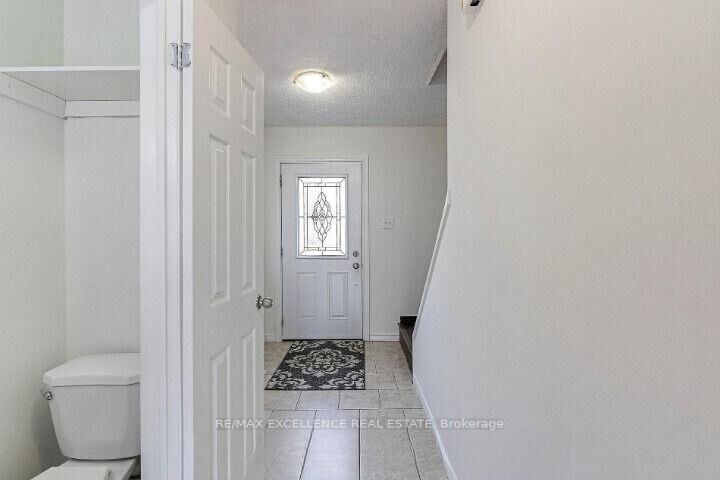 Property Photo:  45 Hansen Road N 57  ON L6V 3C5 