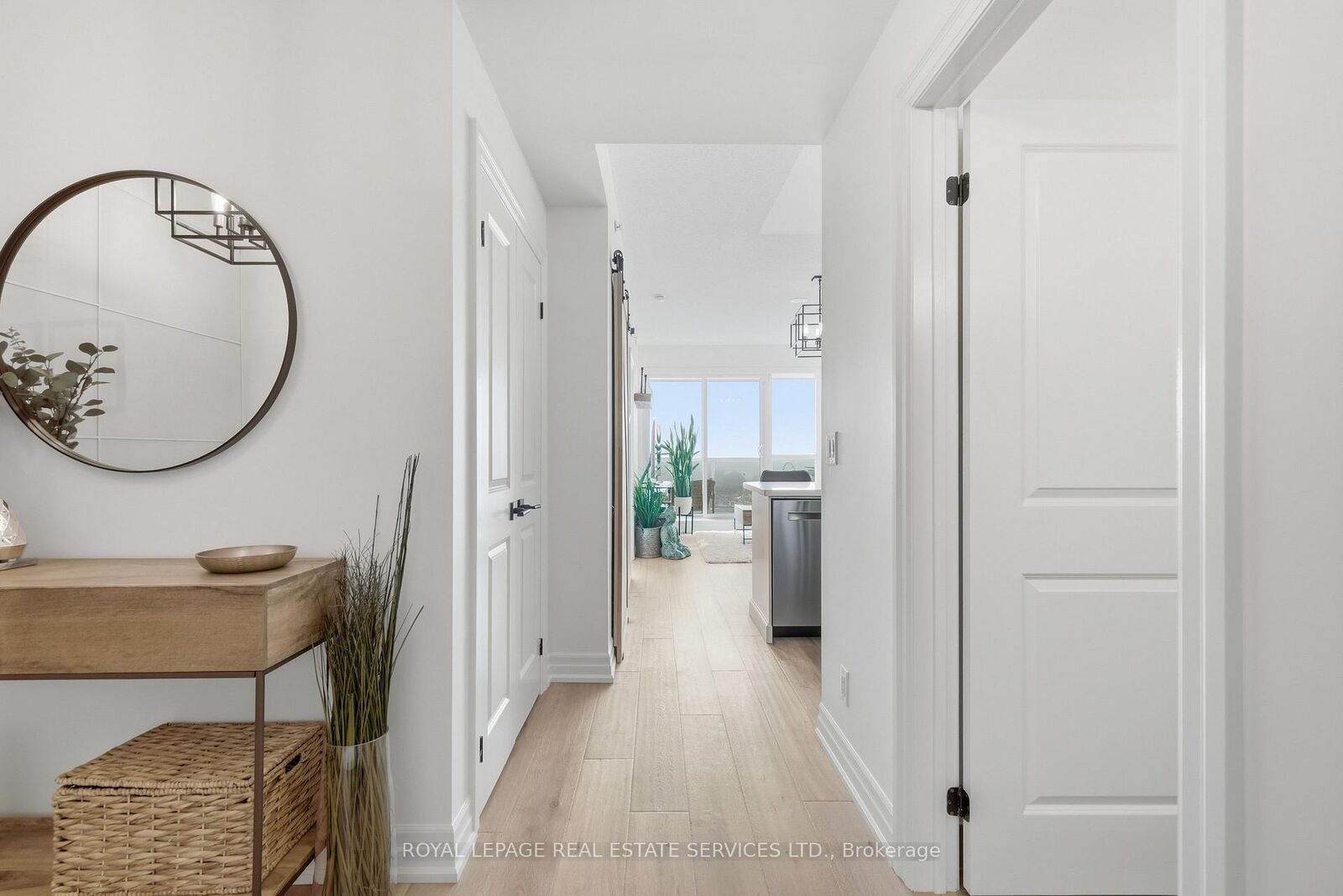 Property Photo: 150 East Liberty Street 1607 ON M6K 3R5