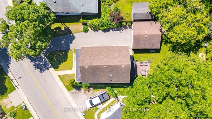 Property Photo:  73 Grand River Street S  ON N3L 2B5 