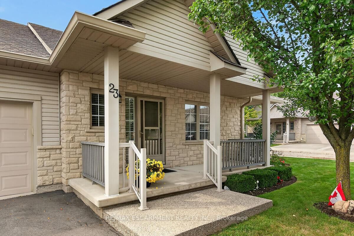 Property Photo:  34 Southbrook Drive 23  ON L0R 1C0 