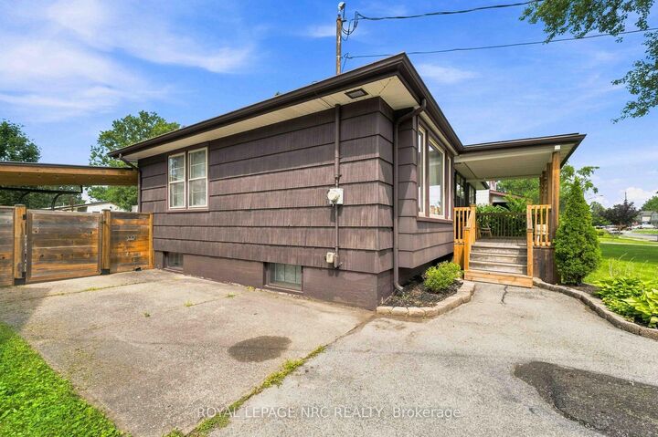 Property Photo: 287 First Avenue ON L3C 1Z1