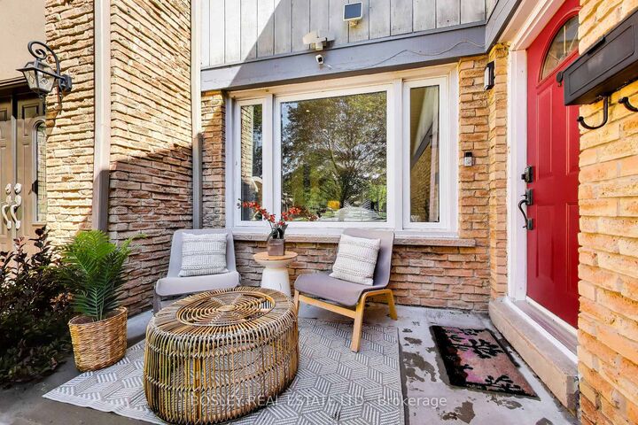 Photo de la propriété:  4269 Taffey Crescent  ON L5L 2H1 