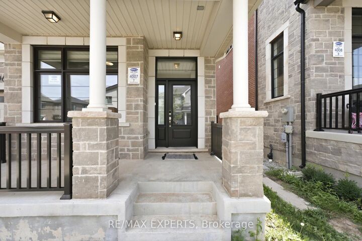 Property Photo:  1296 Aymond Crescent W  ON L6H 7W8 