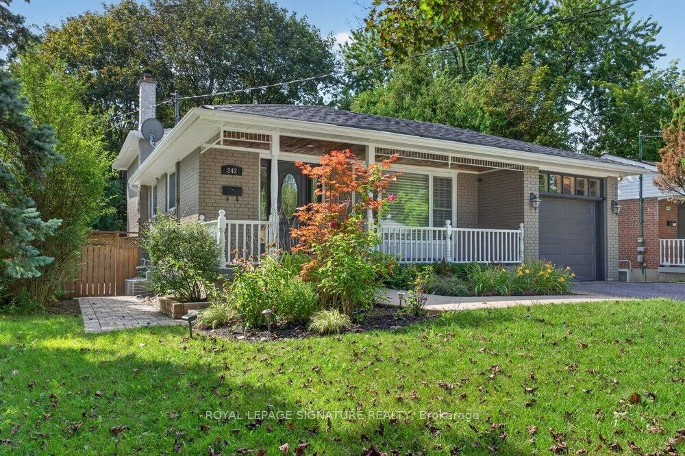 Property Photo: 242 Altamira Road ON L4C 4E1