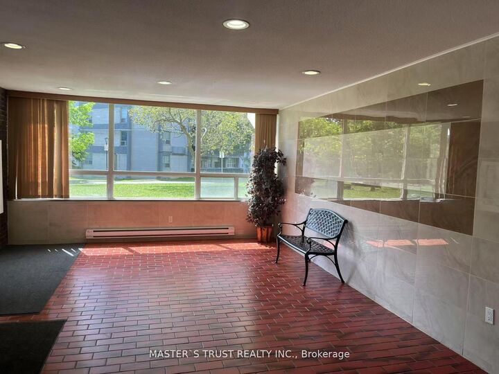 Property Photo:  3420 Eglinton Avenue E 903  ON M1J 2H9 