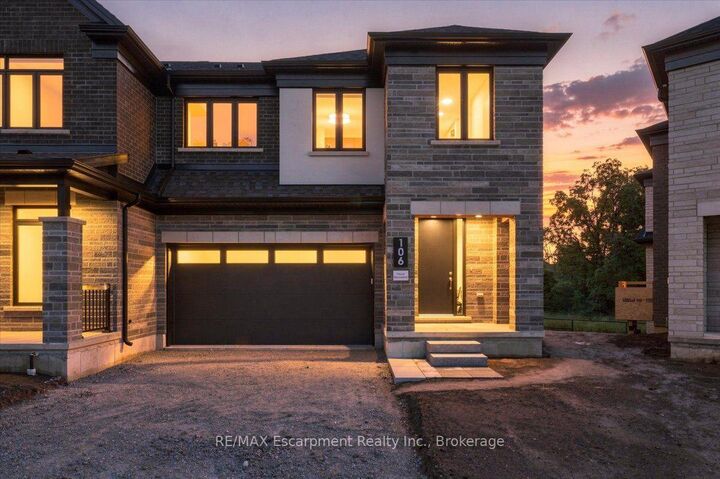 Property Photo:  106 Valley Trail Place  ON L8B 2A2 