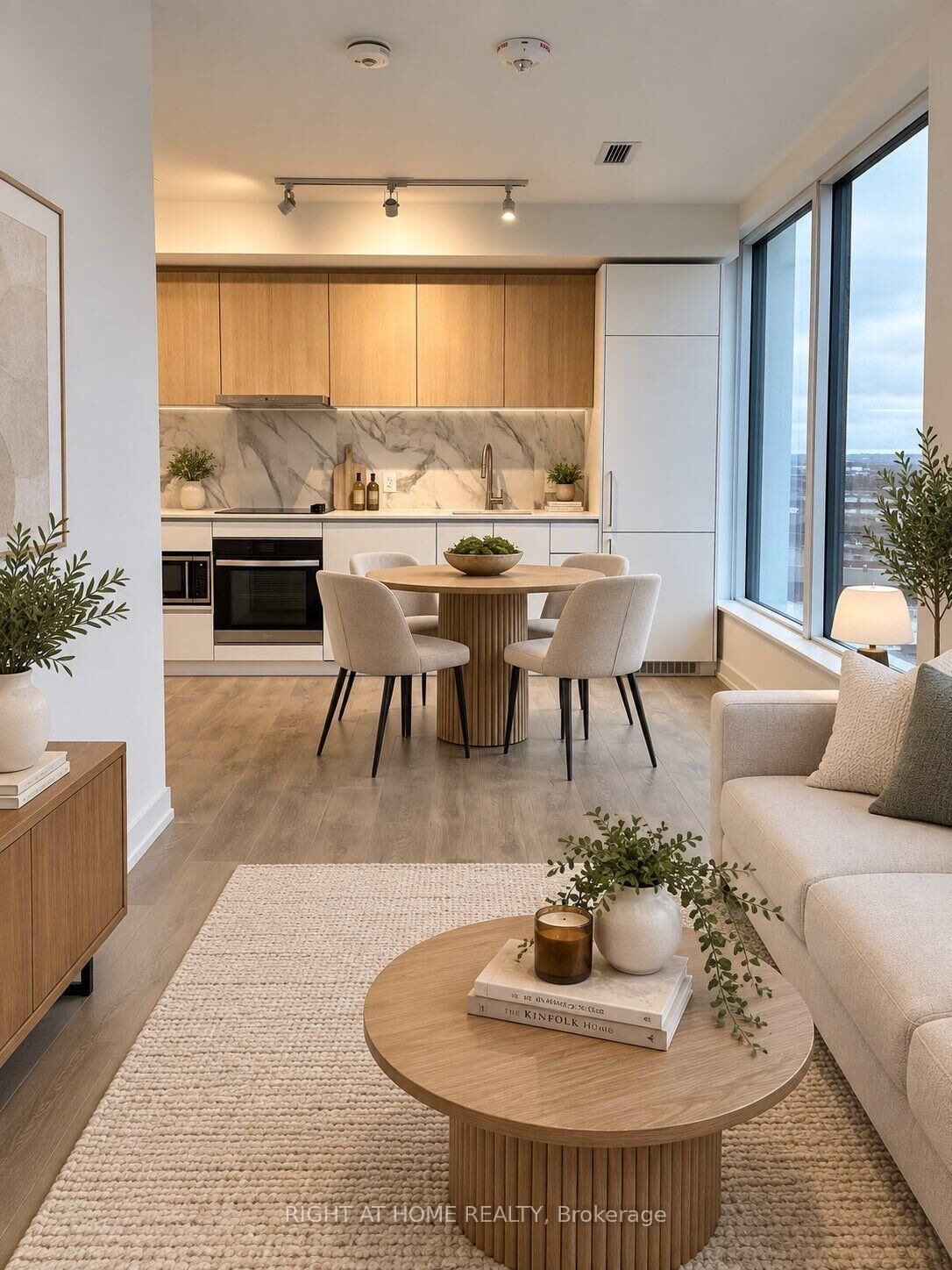 Property Photo:  1100 Sheppard Avenue W 1508  ON M3J 0H1 