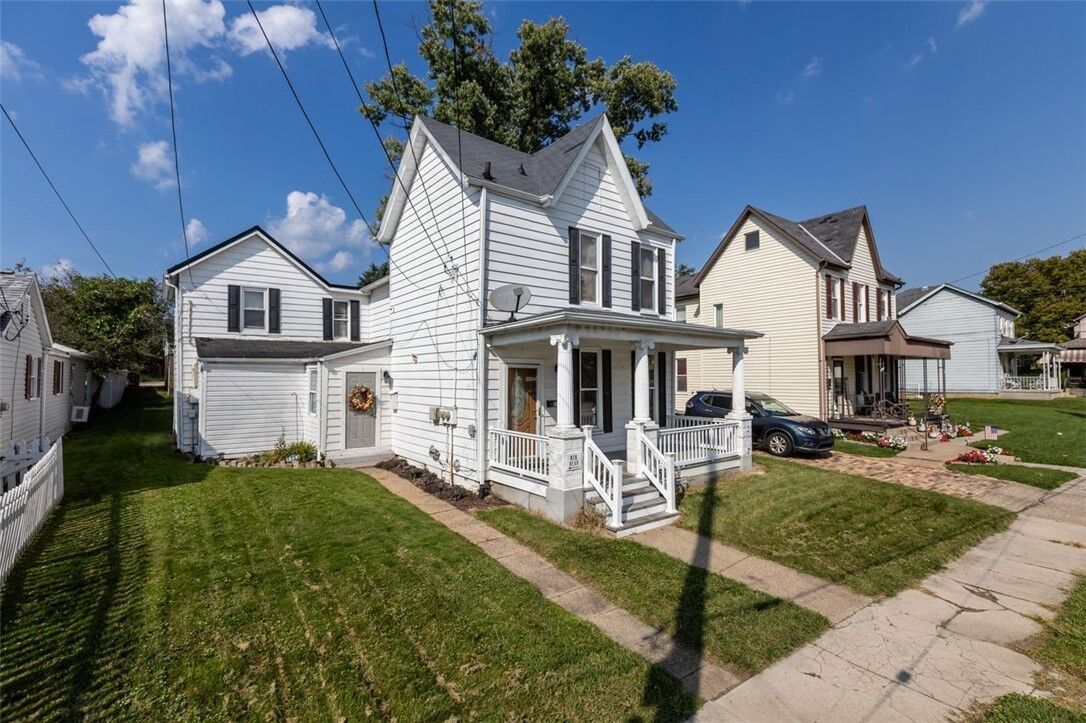 Property Photo:  615 South  PA 15147 