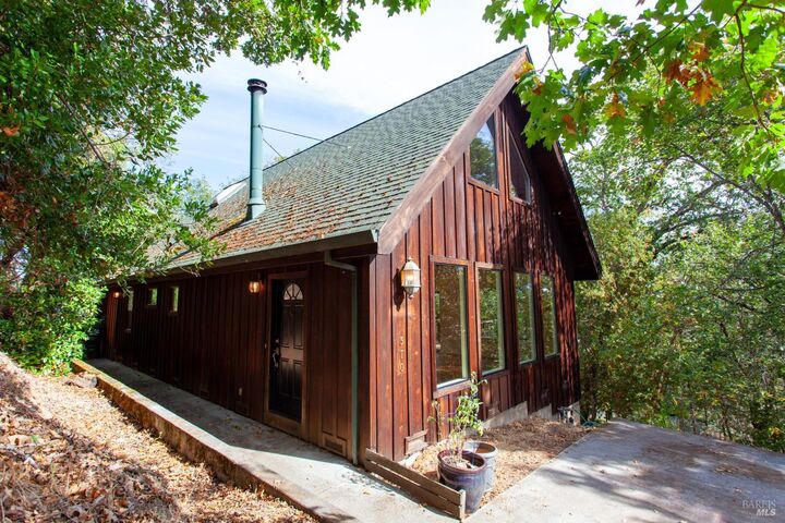 Property Photo:  370 Laurel Street  CA 95490 