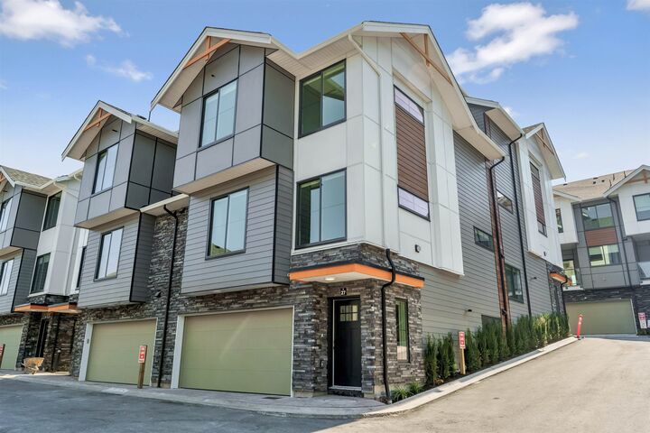 Property Photo:  6035 141 Street 26  BC V3X 0L6 