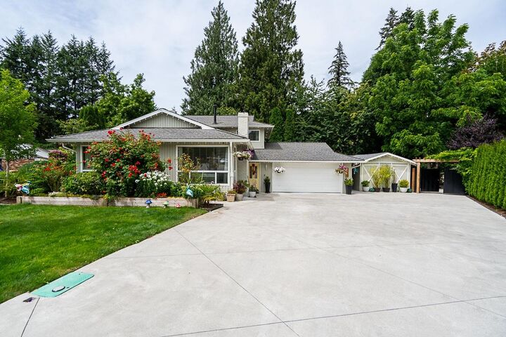 Property Photo: 4965 198B Avenue BC V3A 6L4