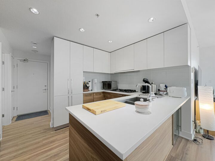 Property Photo:  1188 Pinetree Way 24xx  BC V3B 0K9 
