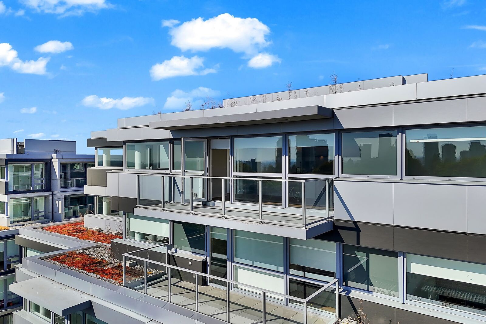 Property Photo:  8080 Oak Street 604  BC V6P 0N1 