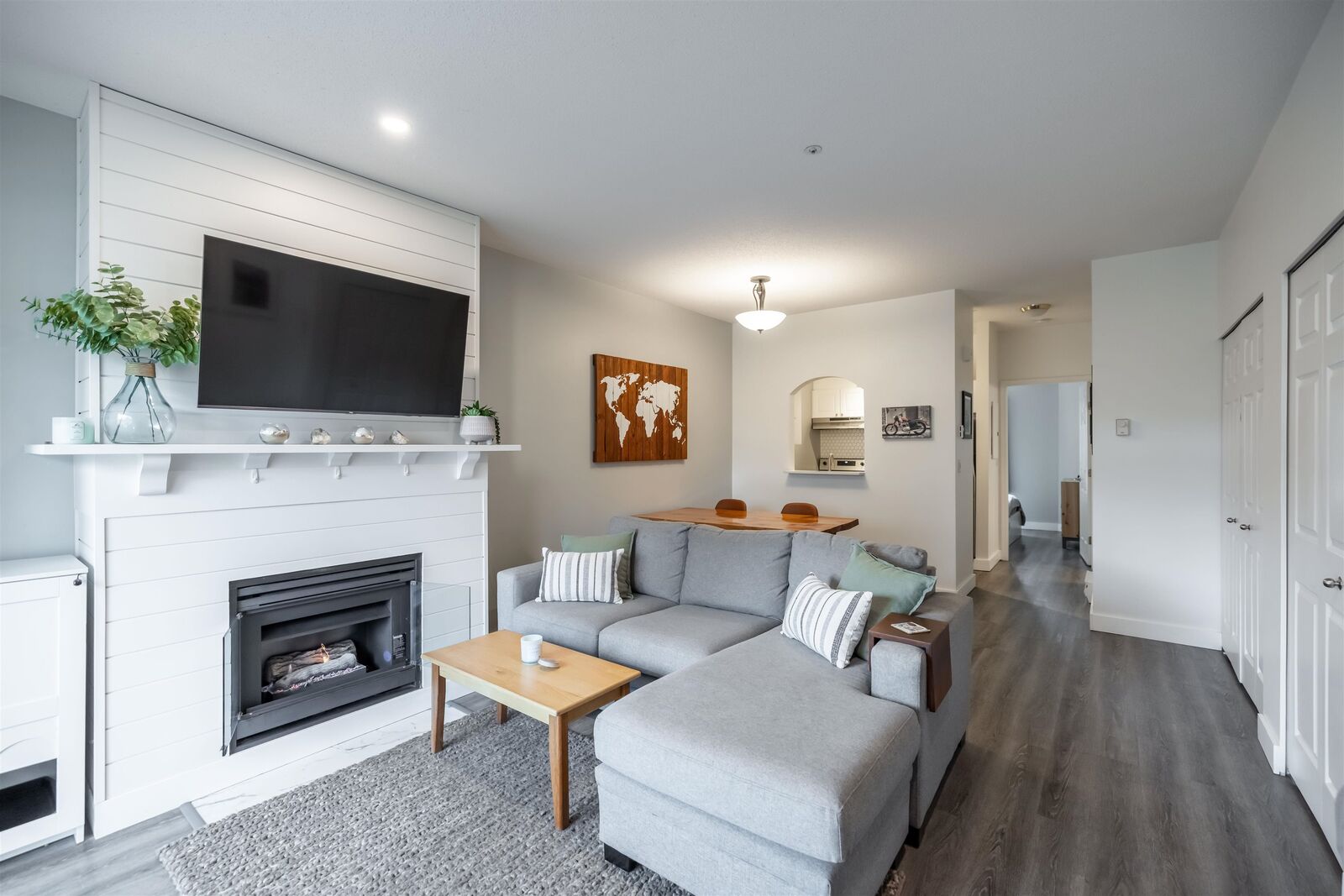 Property Photo:  2422 Hawthorne Avenue 58  BC V3C 6K7 