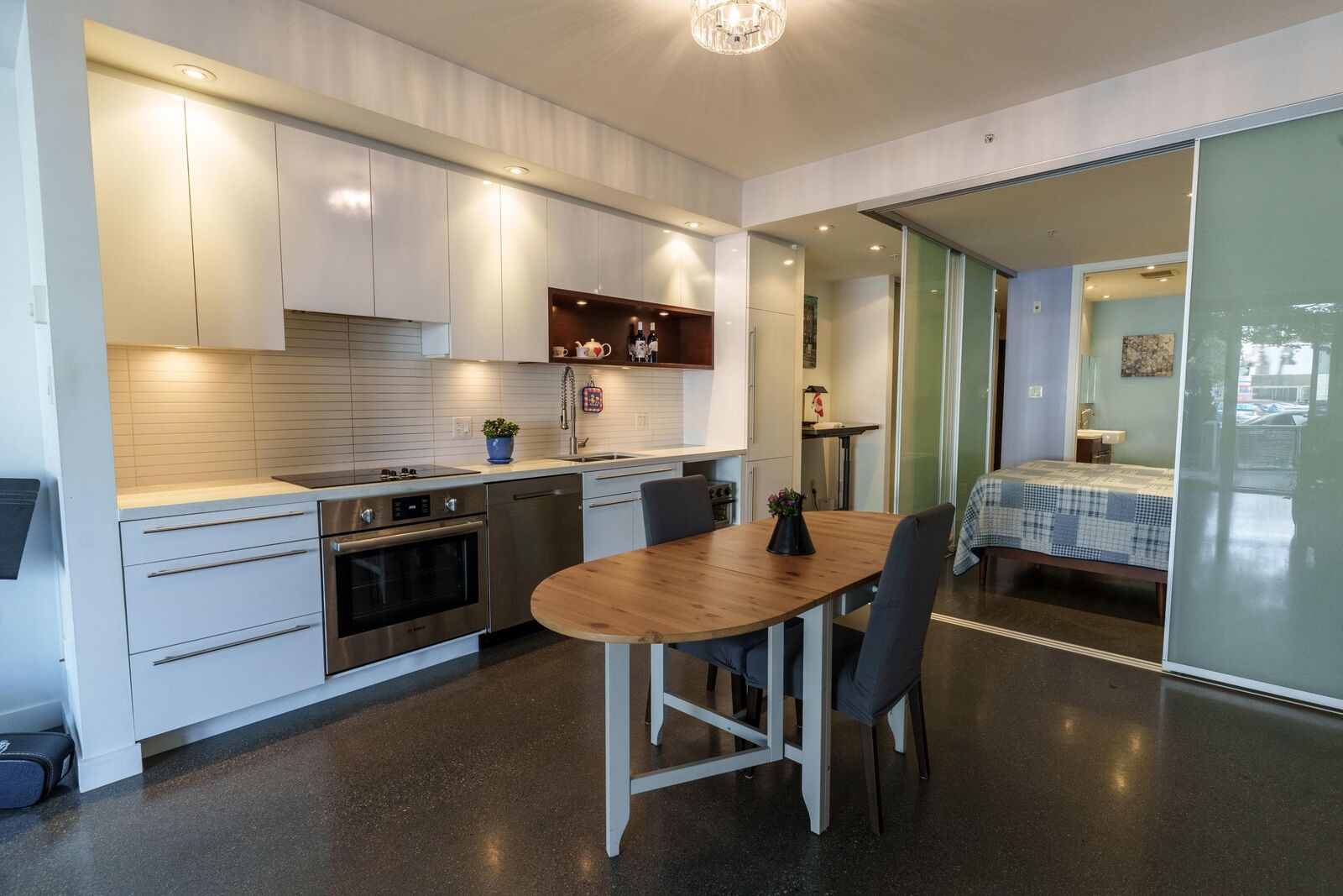 Property Photo:  260 E 2nd Avenue  BC V5T 1B7 