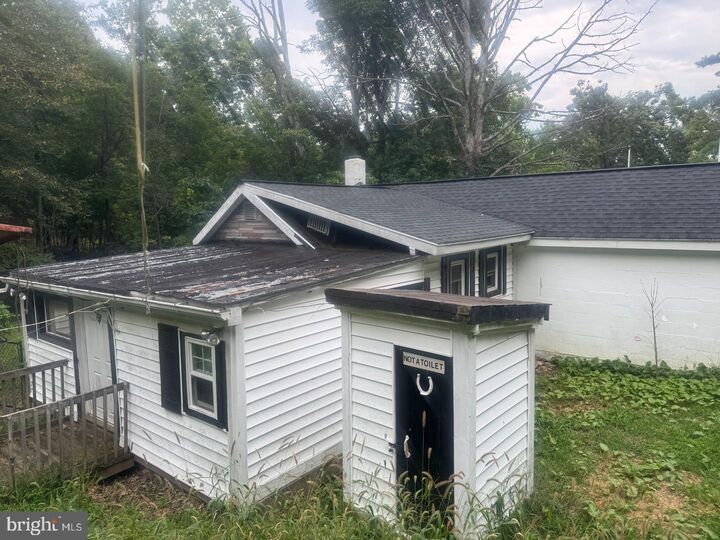 Property Photo: 763 Zepp VA 22644