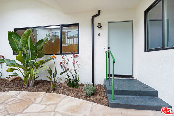 Property Photo: 16185 W Sunset Blvd, Unit 4 CA 90272