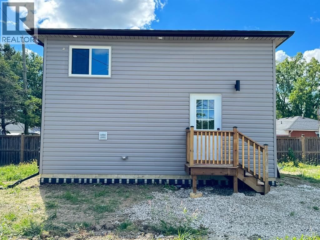 Property Photo:  1904 Buckingham Drive Adu  ON N8T 2B1 