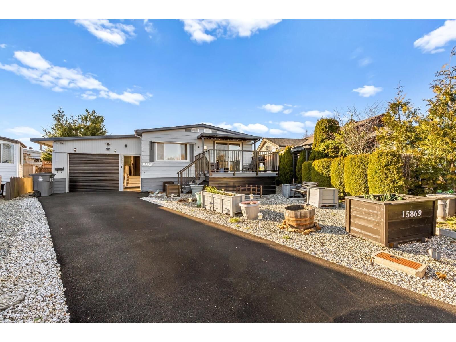Property Photo:  15869 Yorkshire Place  BC V4A 5K7 