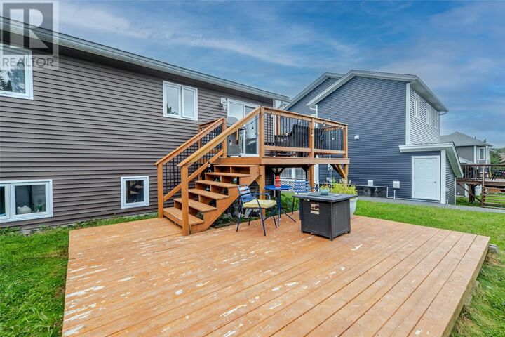 Property Photo:  33 Ursula Crescent  NL A1M 1G5 