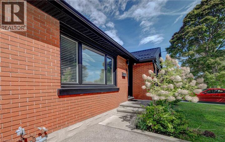 Property Photo:  88 Glenview Avenue  ON N1R 2W2 