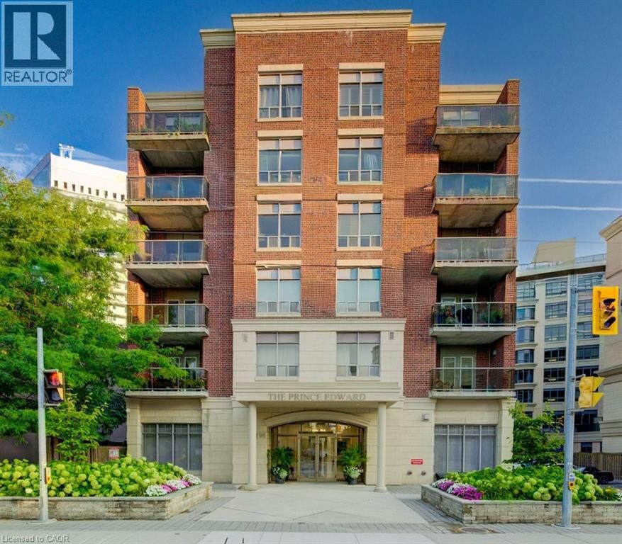 Property Photo:  4196 Dundas Street West 309  ON M8X 0A3 