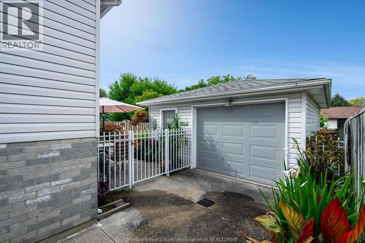 Property Photo:  2677 Robert Road  ON N8W 5L8 