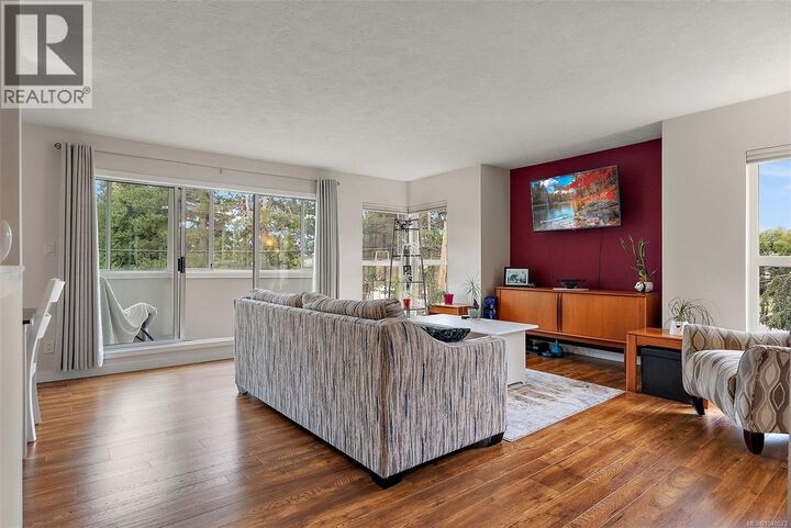 Property Photo:  40 Gorge Road West 219  BC V9A 1L8 