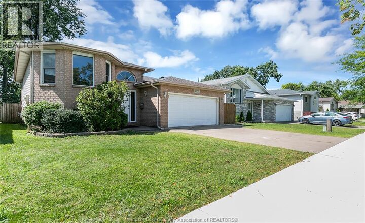 Property Photo:  3291 Conservation Drive  ON N8W 5P2 