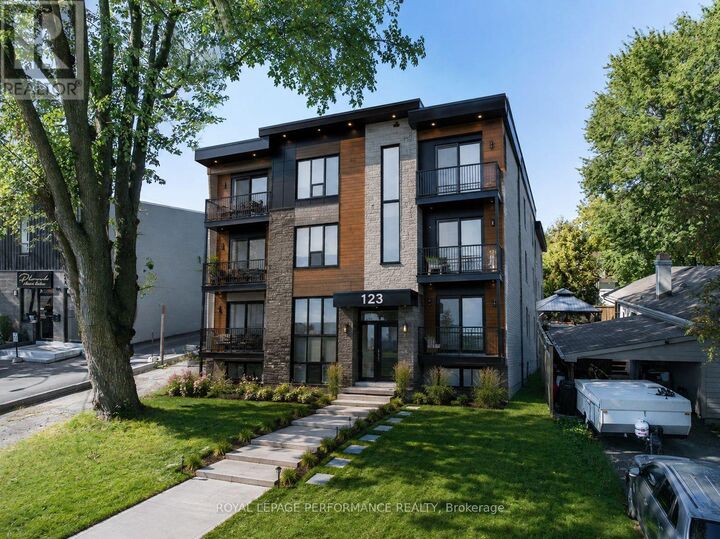 Property Photo:  98 Boyce Avenue  ON K2B 6J2 