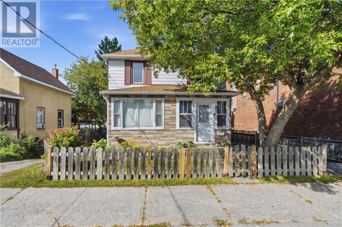 Property Photo:  65 Eyre Street  ON P3C 4A6 