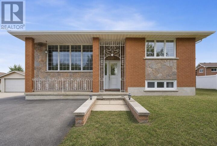 Property Photo:  1803 Pierre Street  ON P3N 1C3 
