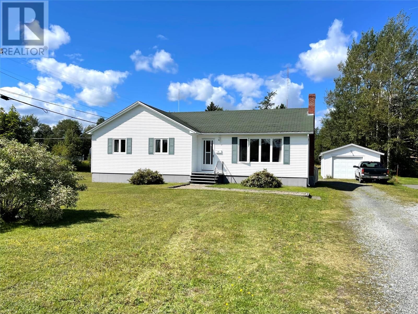 Property Photo:  37 Grenfell Heights  NL A2A 1W3 