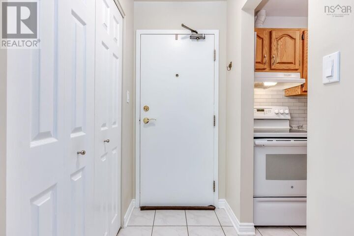 Property Photo:  70 Collins Grove 15  NS B2W 4E6 