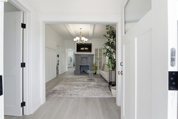 Property Photo:  1159 87th Ave  CA 94621 