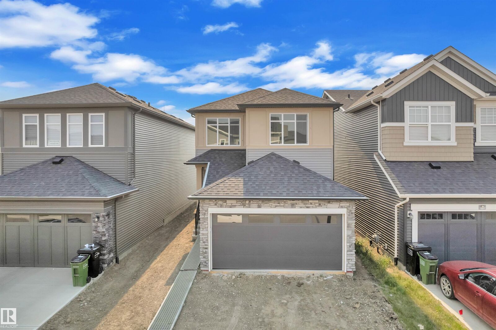 Property Photo:  16832 49 Street NW  AB T5Y 4G9 