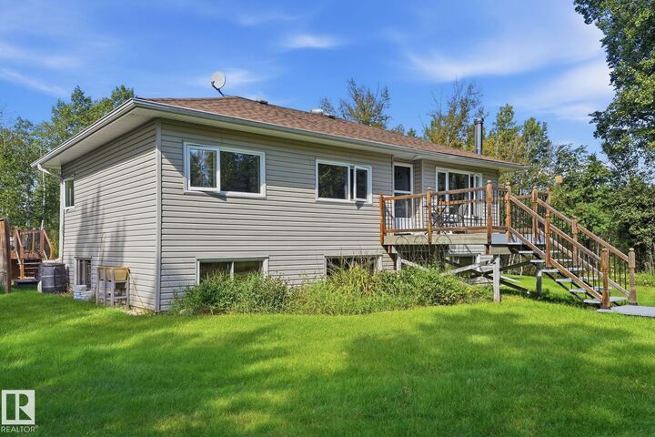 Property Photo:  53522 Rge Road 280 1  AB T7X 3V6 