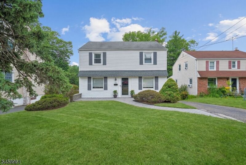Property Photo:  373 Saint Cloud Ave  NJ 07052 