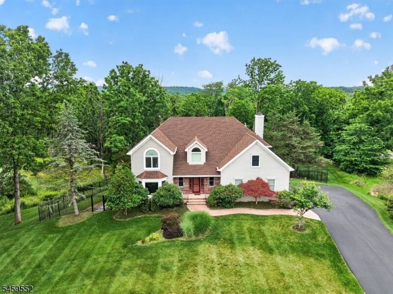 Property Photo:  6 Chaucer Dr  NJ 08801 