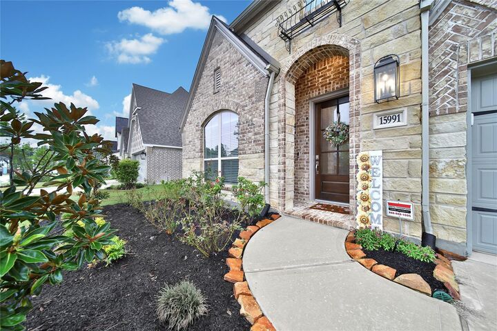 Property Photo:  15991 Mahogany Mist Drive  TX 77302 