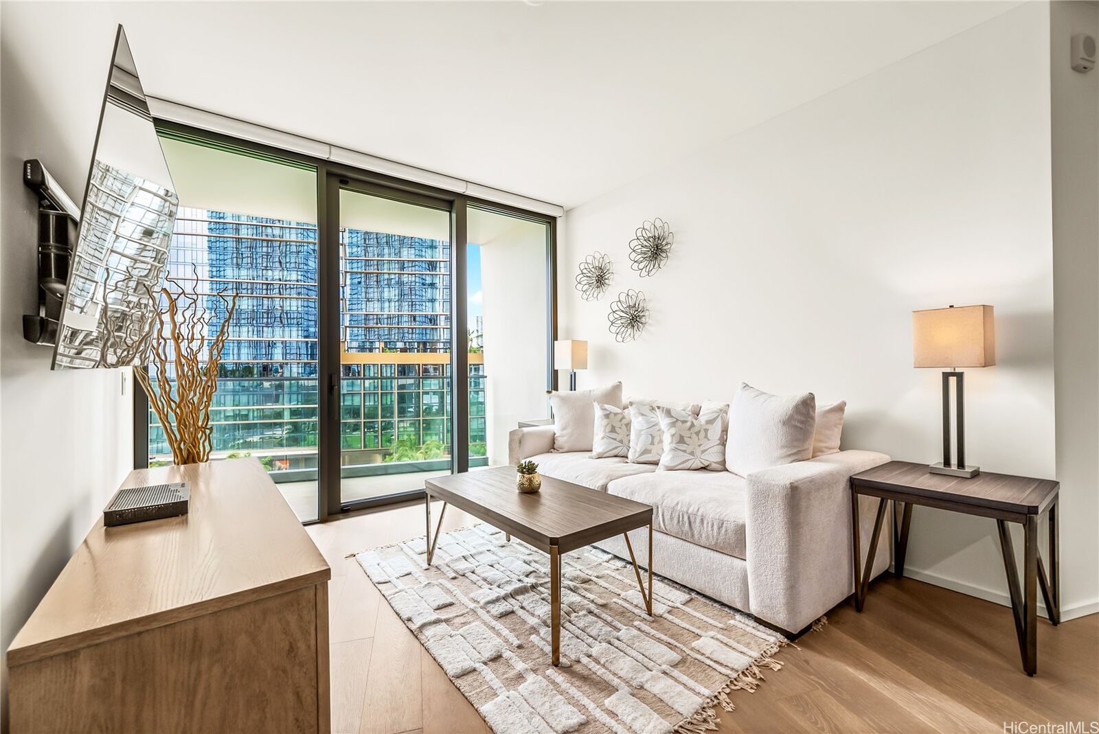 Property Photo:  1000 Auahi Street 707  HI 96814 