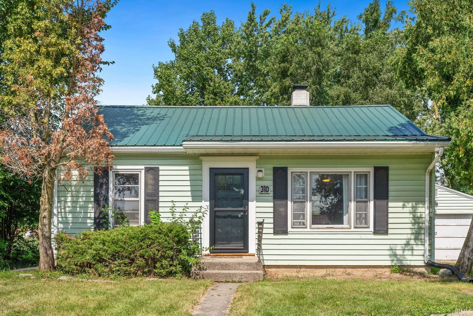 Property Photo:  310 E Walnut Street  IN 46793 