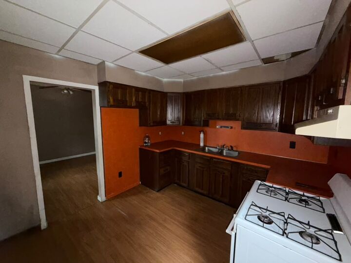 Property Photo:  833 Walnut Avenue  PA 18042 