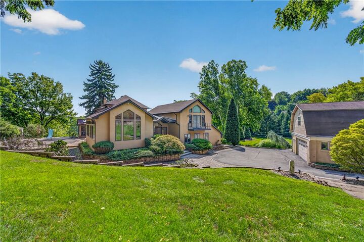 Property Photo: 475 S. Delaware Drive PA 18042